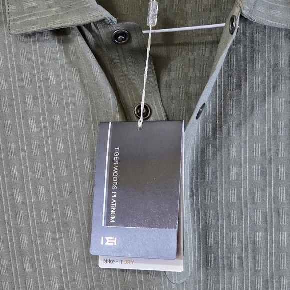 Nike FITDRY Tiger Woods Platinum Golf/Polo Shirt - Picture 7 of 8